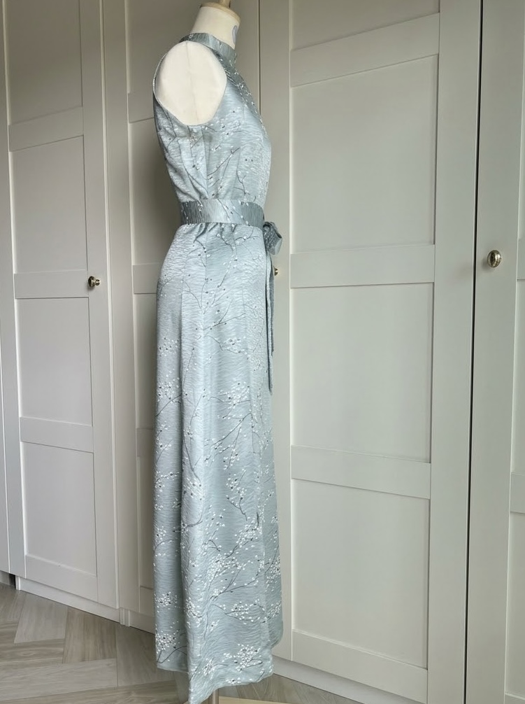 High-neck floral-print silk maxi dress with 2 interchangeable belts (ribbon & lace corset-style obi)