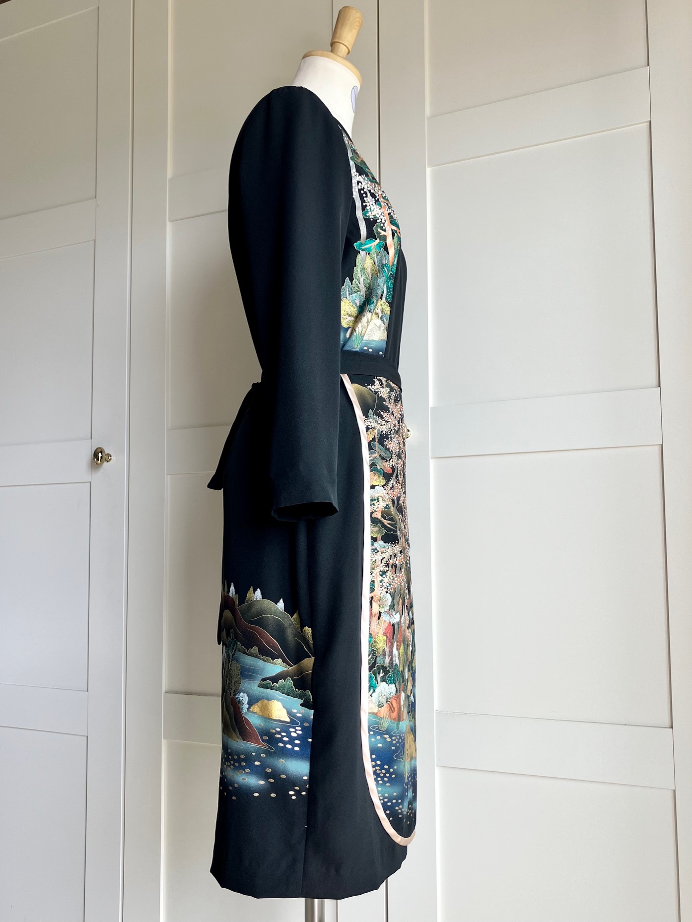 Asymmetric Design Mid-Length Wrap-Style Dress